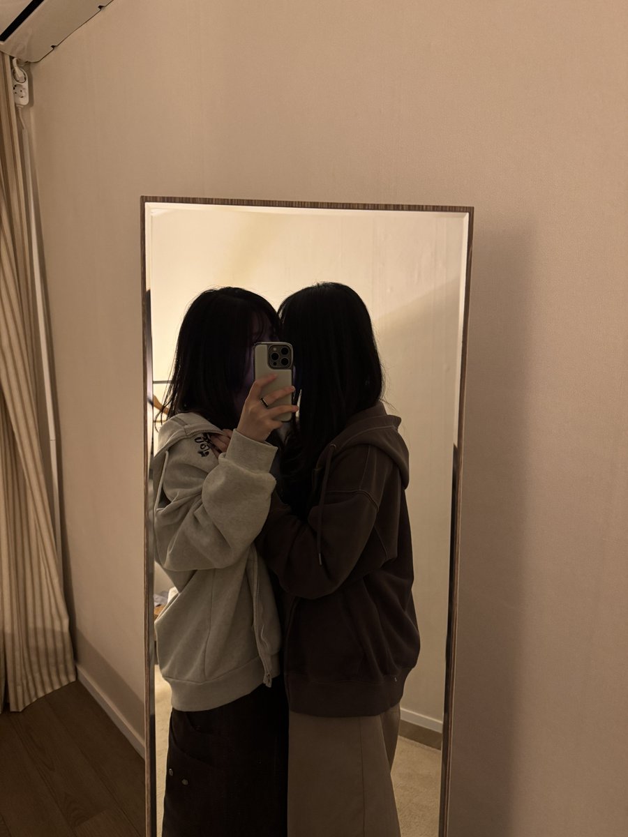 김토이 tweet media