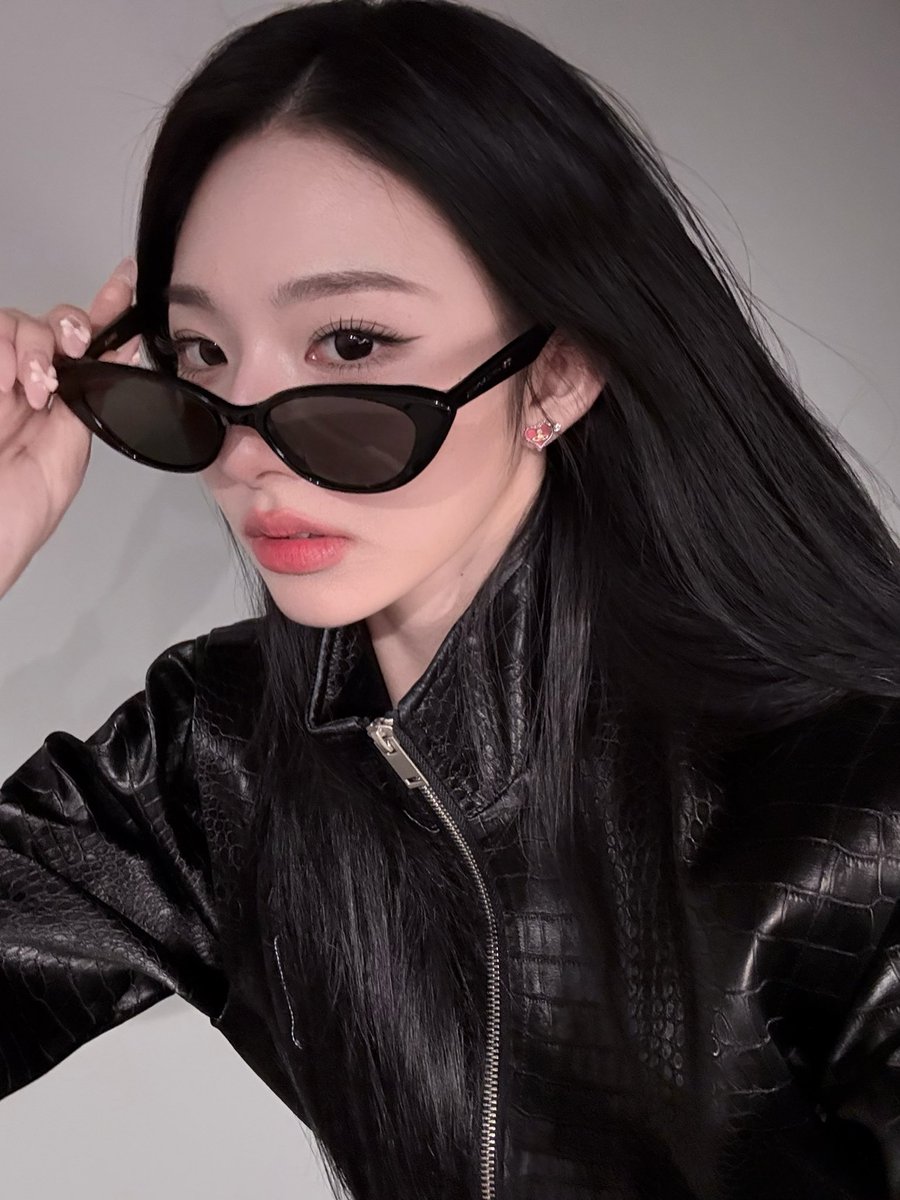 260214 🖤 #xinyu #tripleS #신위 #シンウィー