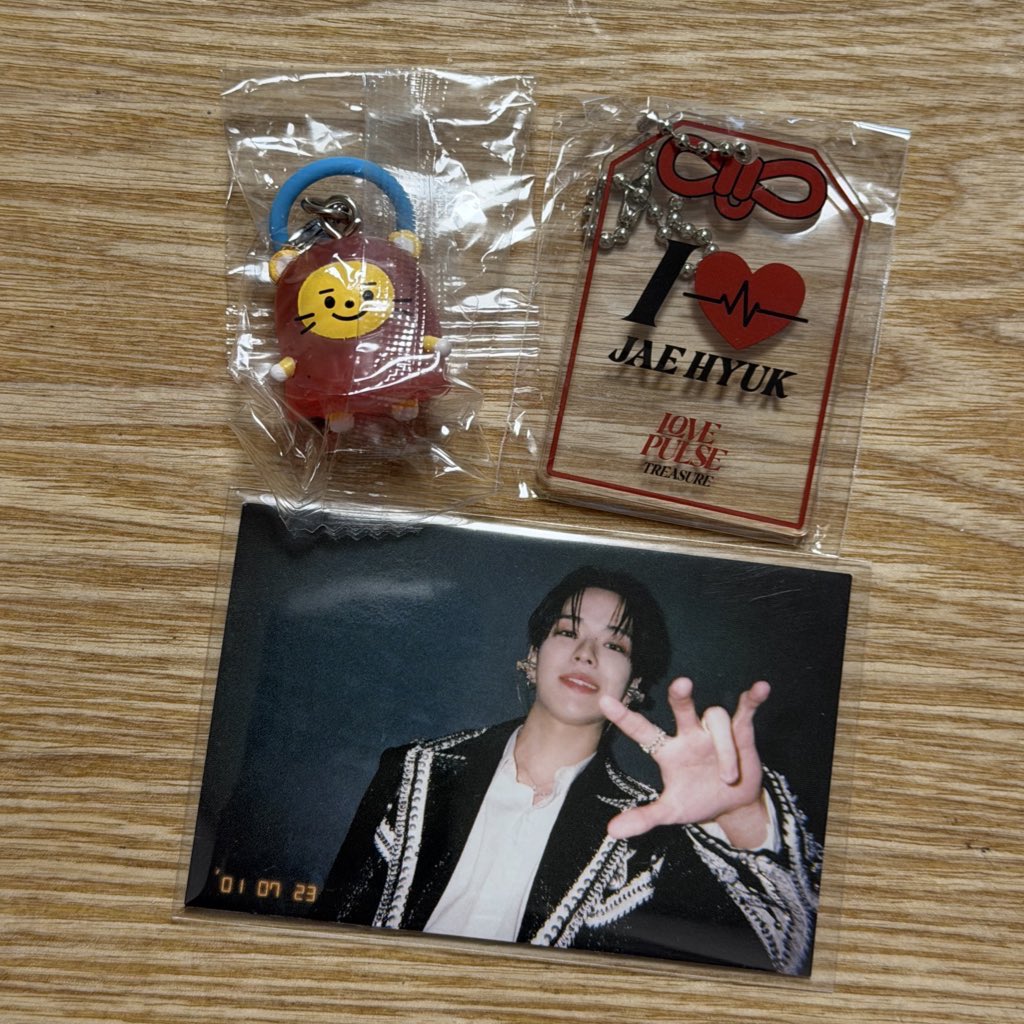 TREASURE 京セラ FC 会場特典 メンシプ トレカ 交換 【譲】ジェヒョク