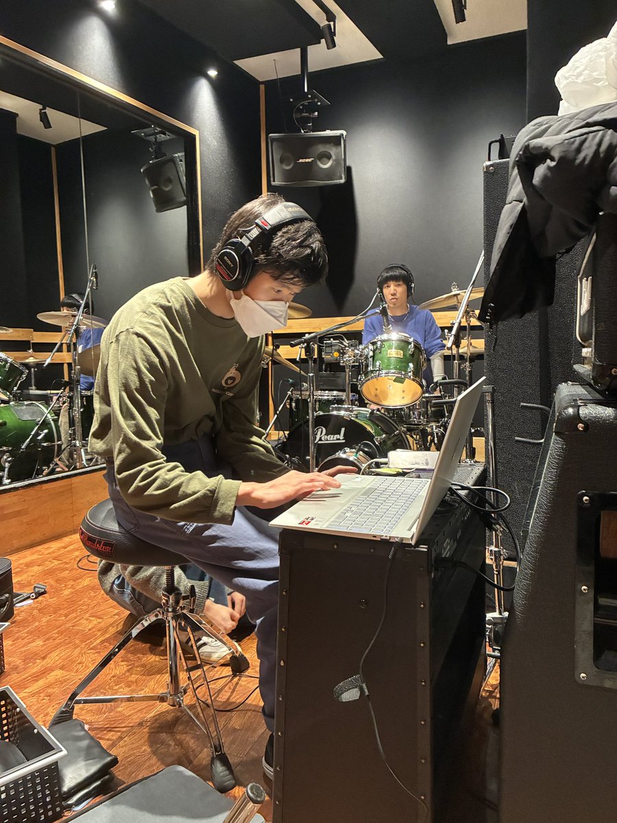 何かを企んでるHOGO地球！！！