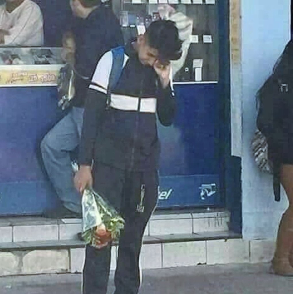 hari apa ya? kok tumben pasar kembang rame