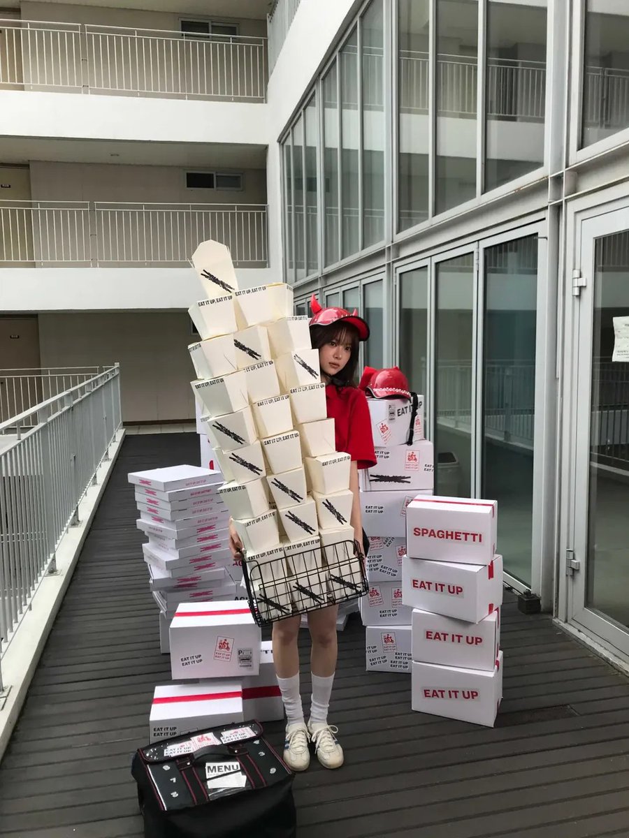 ᵔ⤙ᵔ tweet media