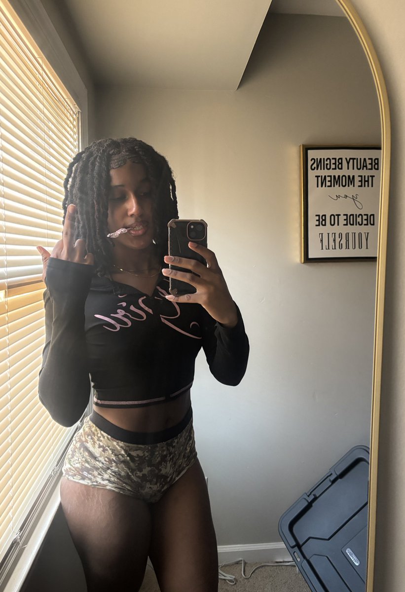 Packalane tweet media