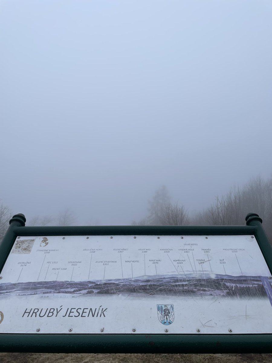 Bru(n)tální elektrikář tweet media