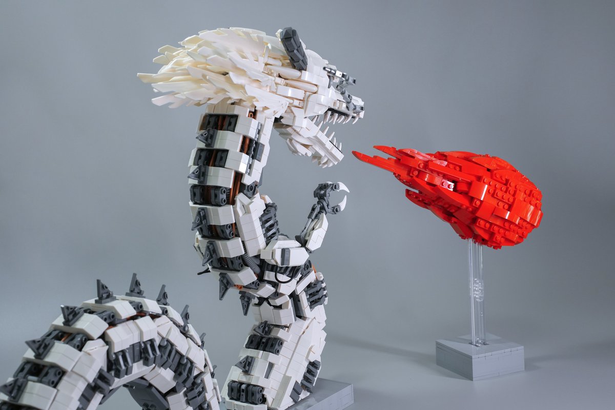 uran120's tweet image. 本作は保管や展示・持ち運びがしやすいように分割モデルにしました。
頭の部分だけでも展示ができてちょっと便利です。
火の玉エフェクトが思ったよりインパクトあるので今後もエフェクトつけてみたいかも。