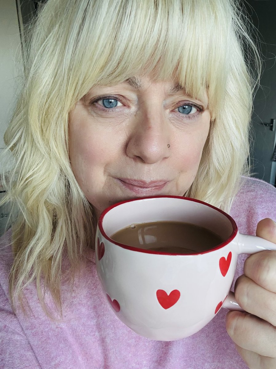 Ćh💋ryl 👩🏼👗 tweet media