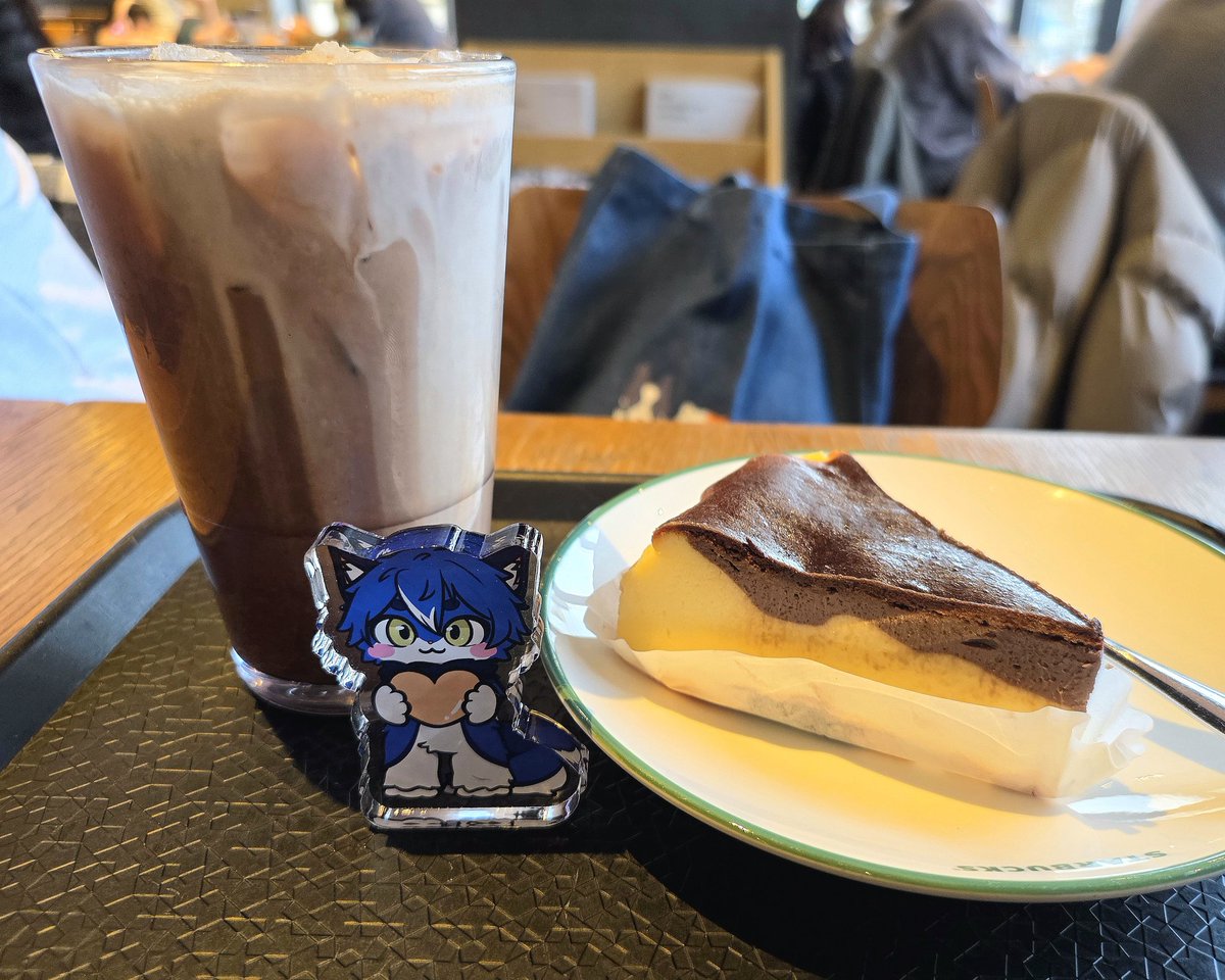 タム/탐 tweet media