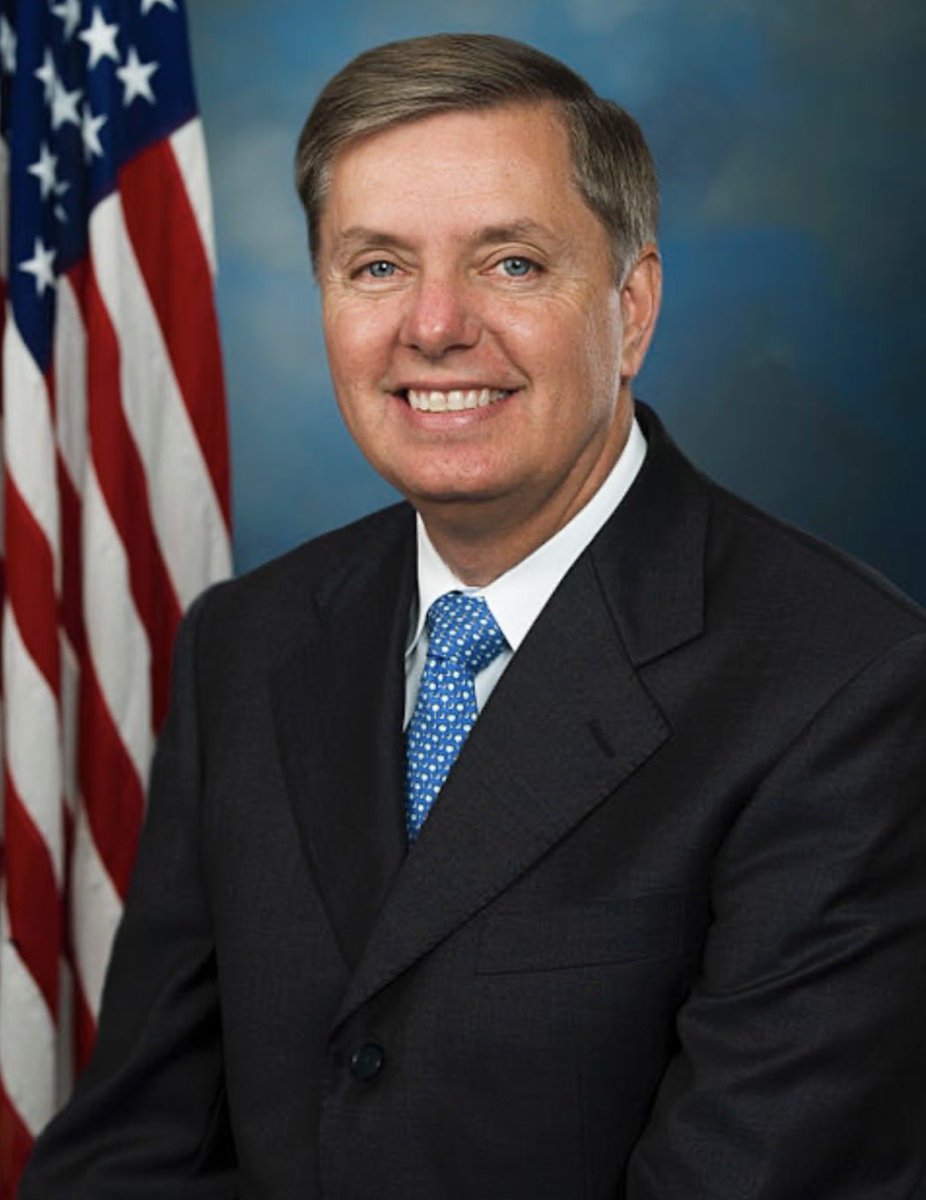 دیشب گراهامِ آمریکایی از نازنین بنیادی 
کریم سجادپور 
امان پور 
ایرانی‌تر بود.!
خیلی هوشمندانه به اراذل چپ جواب داد 
من از کسی حمایت نمیکنم من از هر چیزی که مردم ایران بخواهند حمایت میکنم.
مردم ایران:رضاشاه دوم 

ای باهوش سیاسی..🩵
#KingRezaPahlavi #جاویدشاه 
<a href="/LindseyGrahamSC/">Lindsey Graham</a>