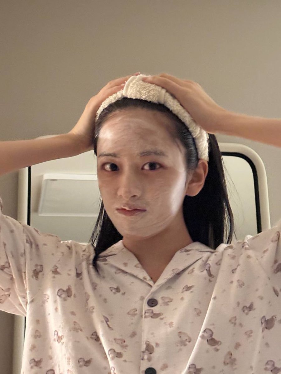 𝓈͟𝑜͟𝑟͟𝑎𝑦𝑎 𝒽𝑎𝑟𝑙𝑜𝑤 tweet media