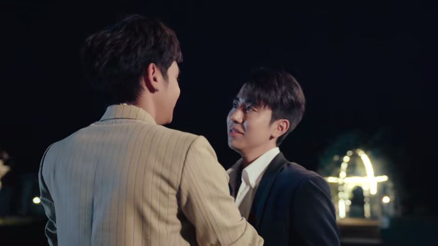 TheBLXpress's tweet photo. #RELOVEDFinalEP...Than & Akin's love story was a long journey rift with misunderstandings and unnecessary drama. But at last they found their way back to each other. I only feel sorry for Pond & Don, they never got the chance to confess their true feelings for each other 🤗 https://t.co/6H20D2ZBbP
