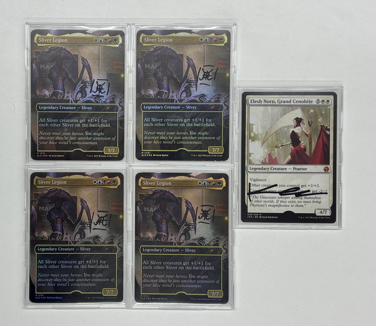 🎨アート入荷情報🎨 店頭ショーケース最新入荷コーナーに スリヴァー