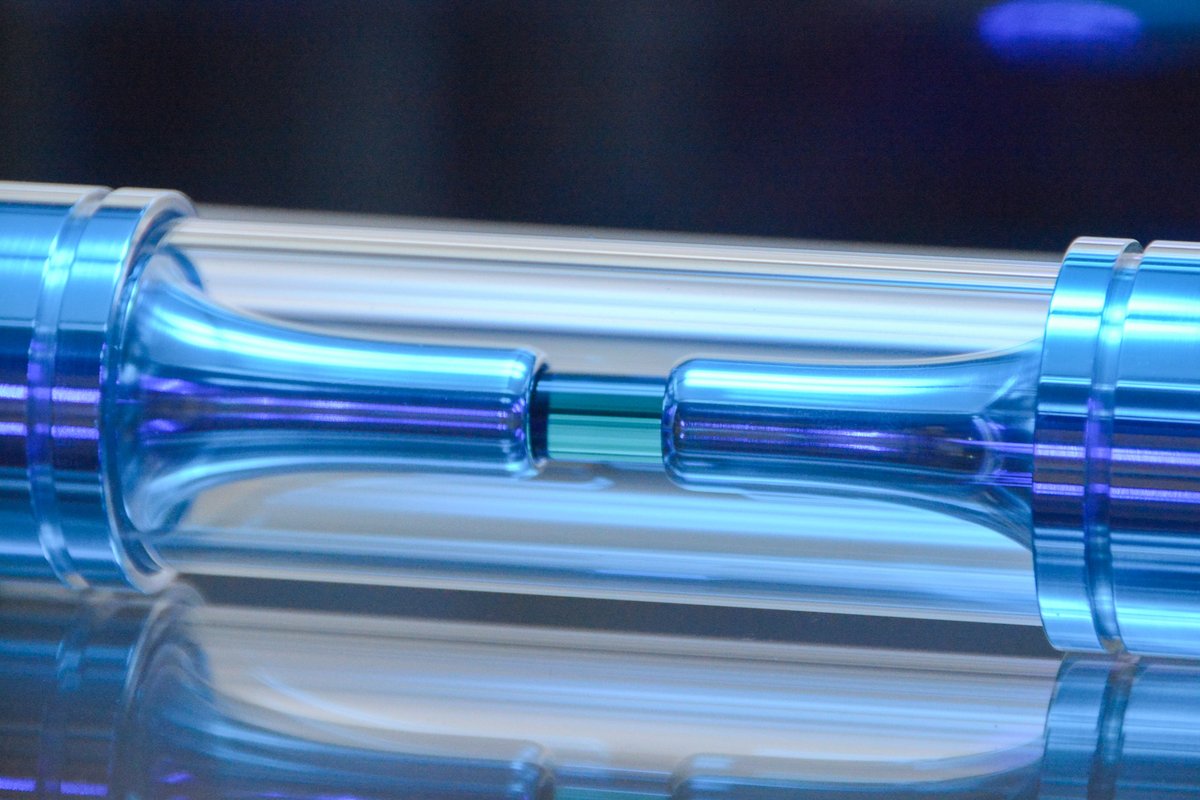 インサイド tweet media