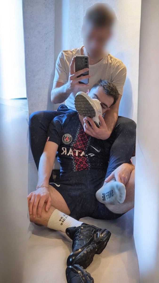 Twink Kinky 🔥 tweet media