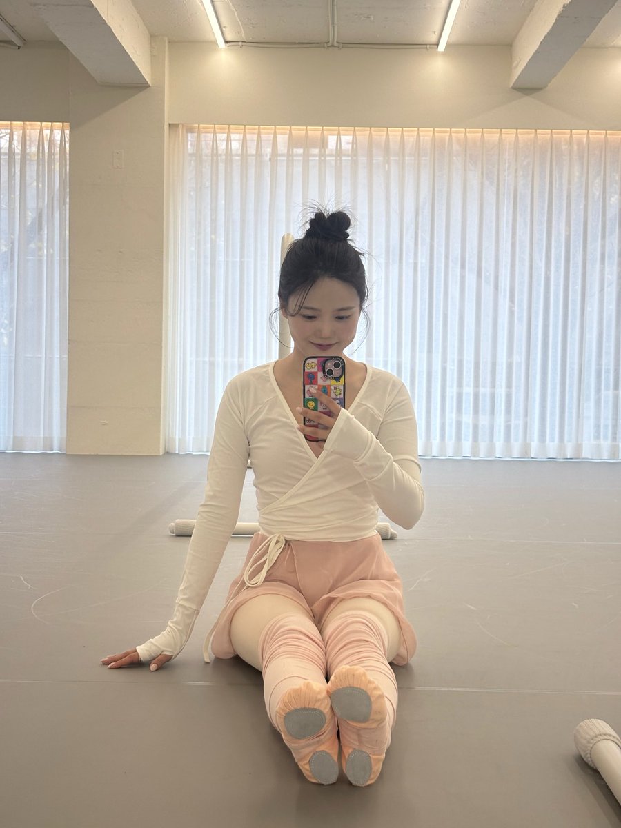 이런 발레코어 너무조음ㅜㅜ
우아함에 효정언니 특유의 상큼함이 더해져서 물복느낌남🍑