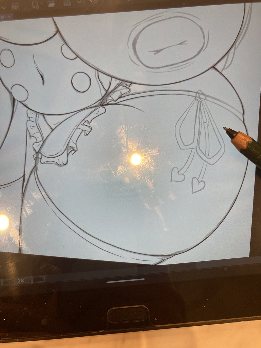 むちむち太もも描くのたのちい( *'꒳`* ) 