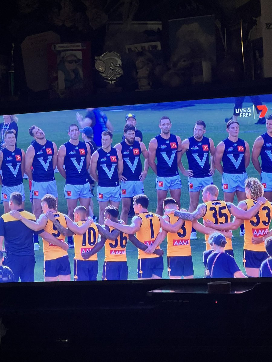 I’m pumped. Footy is back!