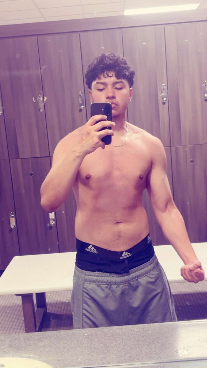 Cuminutwice's tweet photo. trynna get ma dih sucked up #hmu #latino #Ocarea @OCucklist @LACucklist https://t.co/sVnj4rL3hp