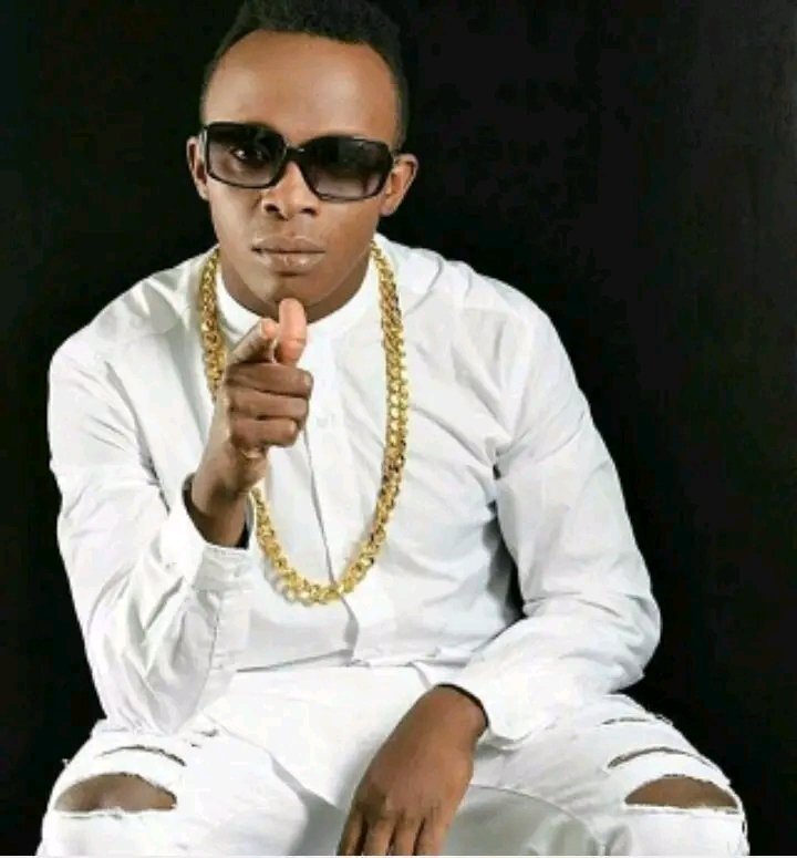 wambuii tweet media