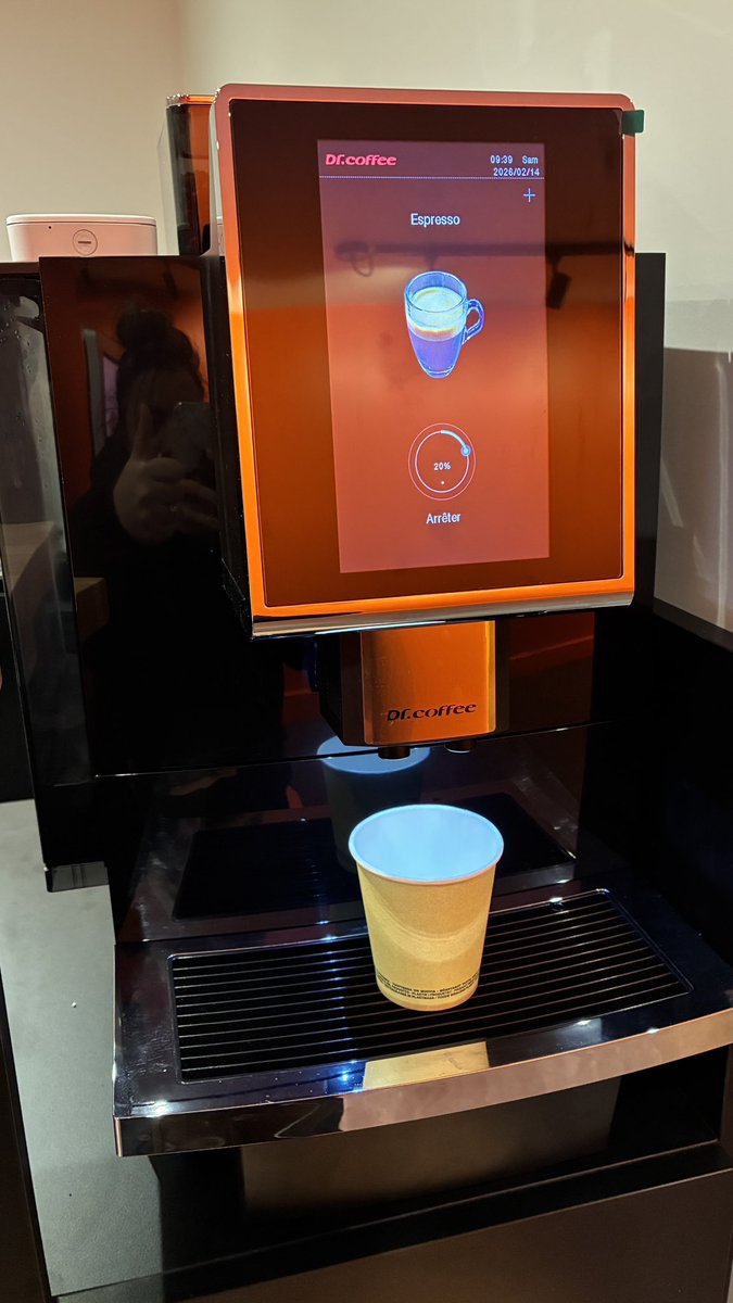 Le contrôle technique en 2026 nouvelle génération : salle d'attente cosy, mise à disposition de café (gratuit) et tu peux même regarder ton épisode Netflix (gratuit) sur des tablettes dans la salle d'attente ! #Pessac