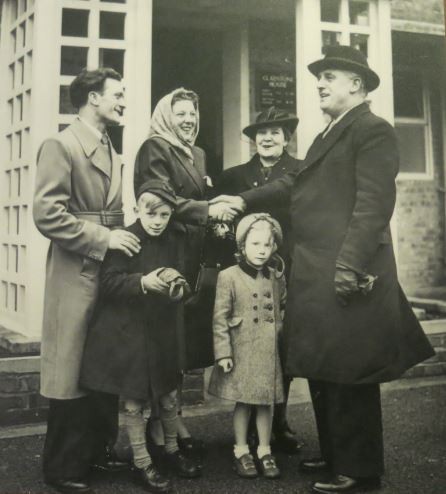 Happy Valentine's Day❤️. On this day in 1951, Mr and Mrs Snoddy, their two children and pet tortoise moved into a three-bedroomed flat in Gladstone House, the first residents of the Lansbury Estate in east London. We built 162,584 new council homes that year.