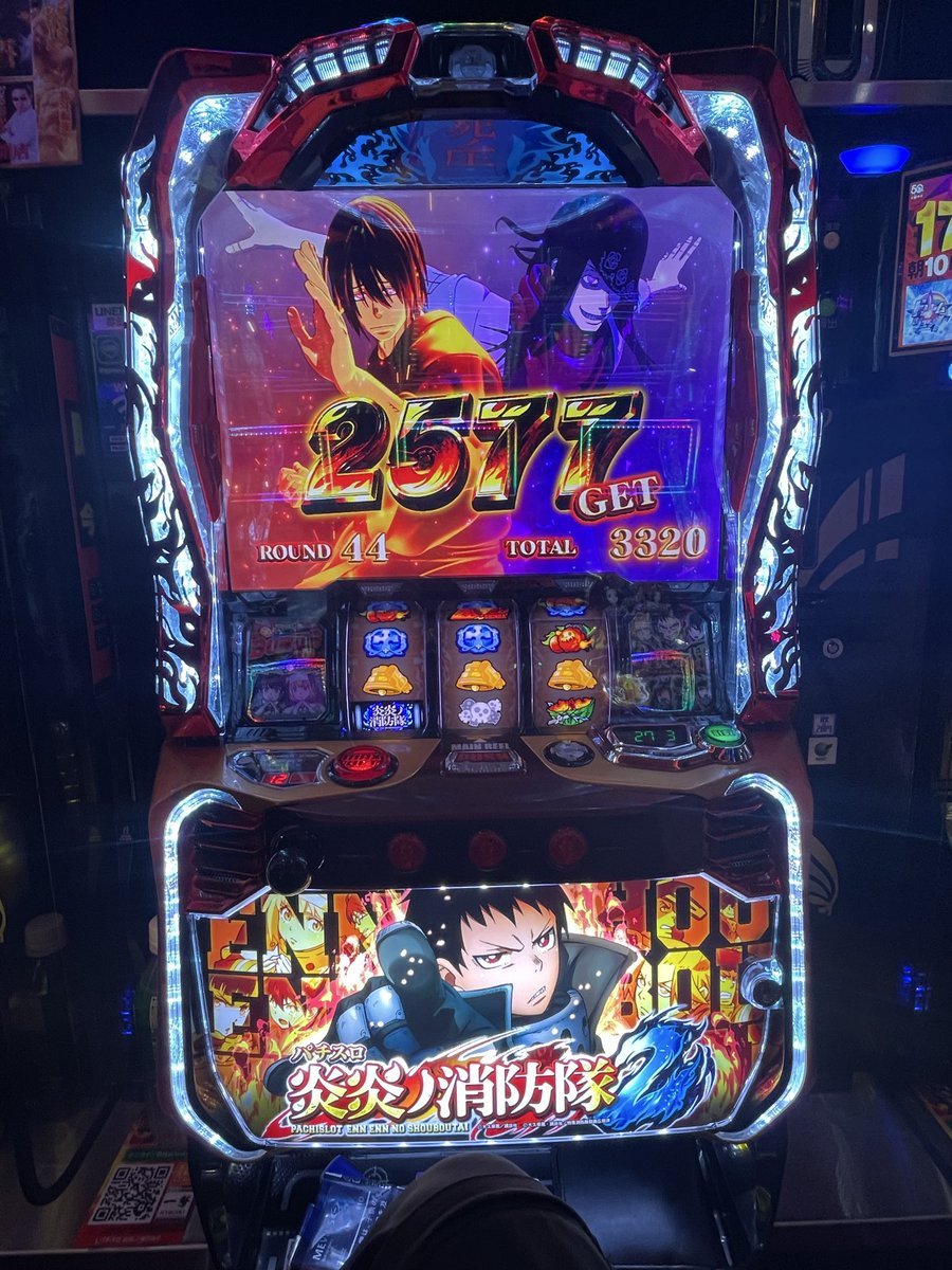 AIR_177's tweet photo. 朝一バカが落とした1000G拾って有利切ったヨーん https://t.co/EHlNYp2G1L