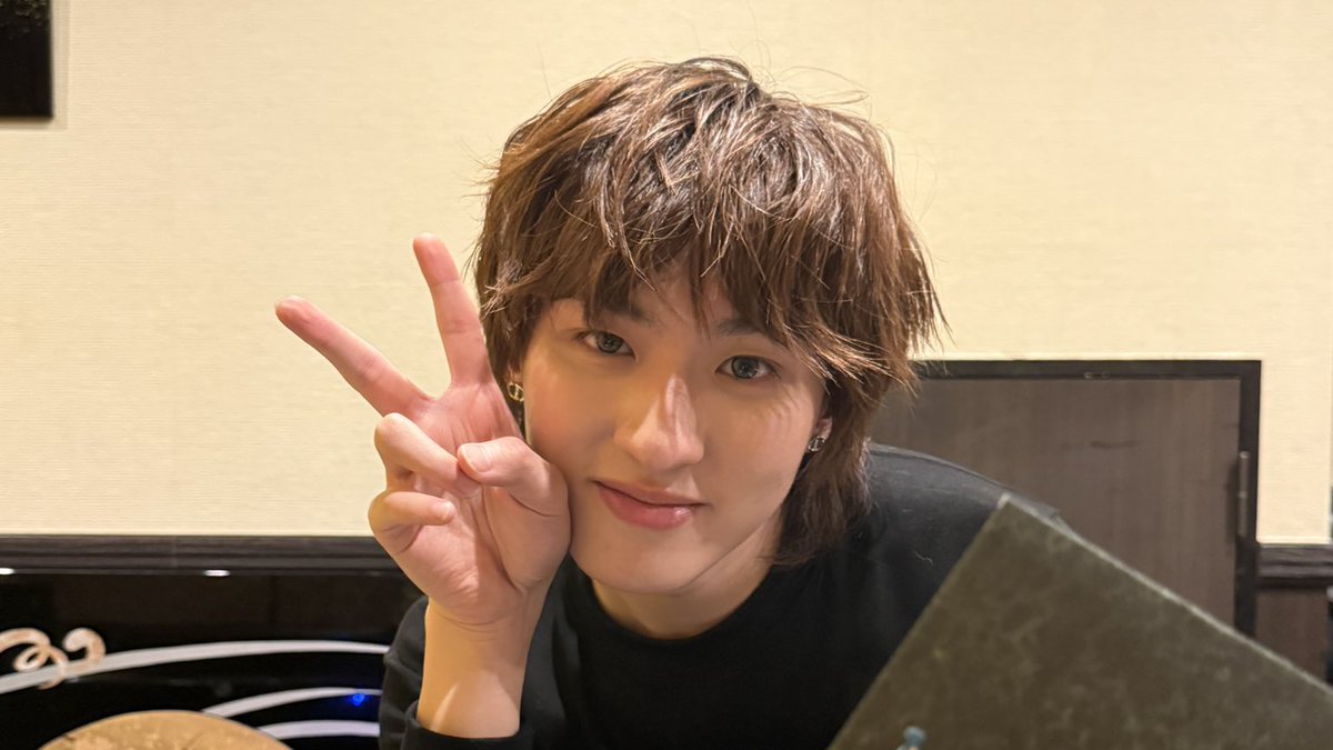 วันพิเศษกับคนพิเศษอีกแล้ว คุณโทกับน้องก้องอยู่ด้วยกันจนอายุ 60 เลยนะ เค้ามีความสุขมากได้เห็นคนรักกัน y y ❤️