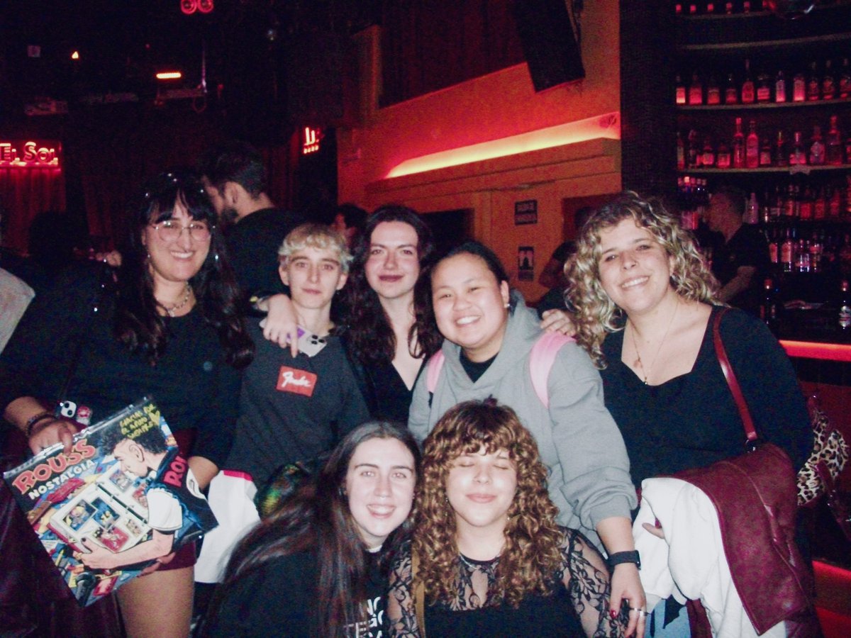 𝐢𝐬𝐚𝐚 tweet media