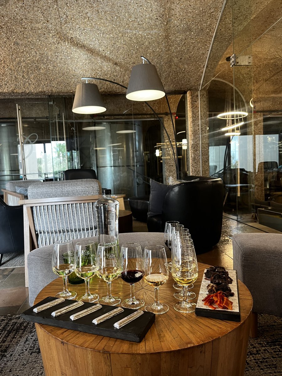 Spontaneously decided I want to spend my birthday in CPT, this year. Oh education, the life and freedom you have afforded me🥹🤲🏽