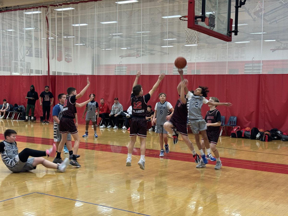 Hilton Select Basketball tweet media