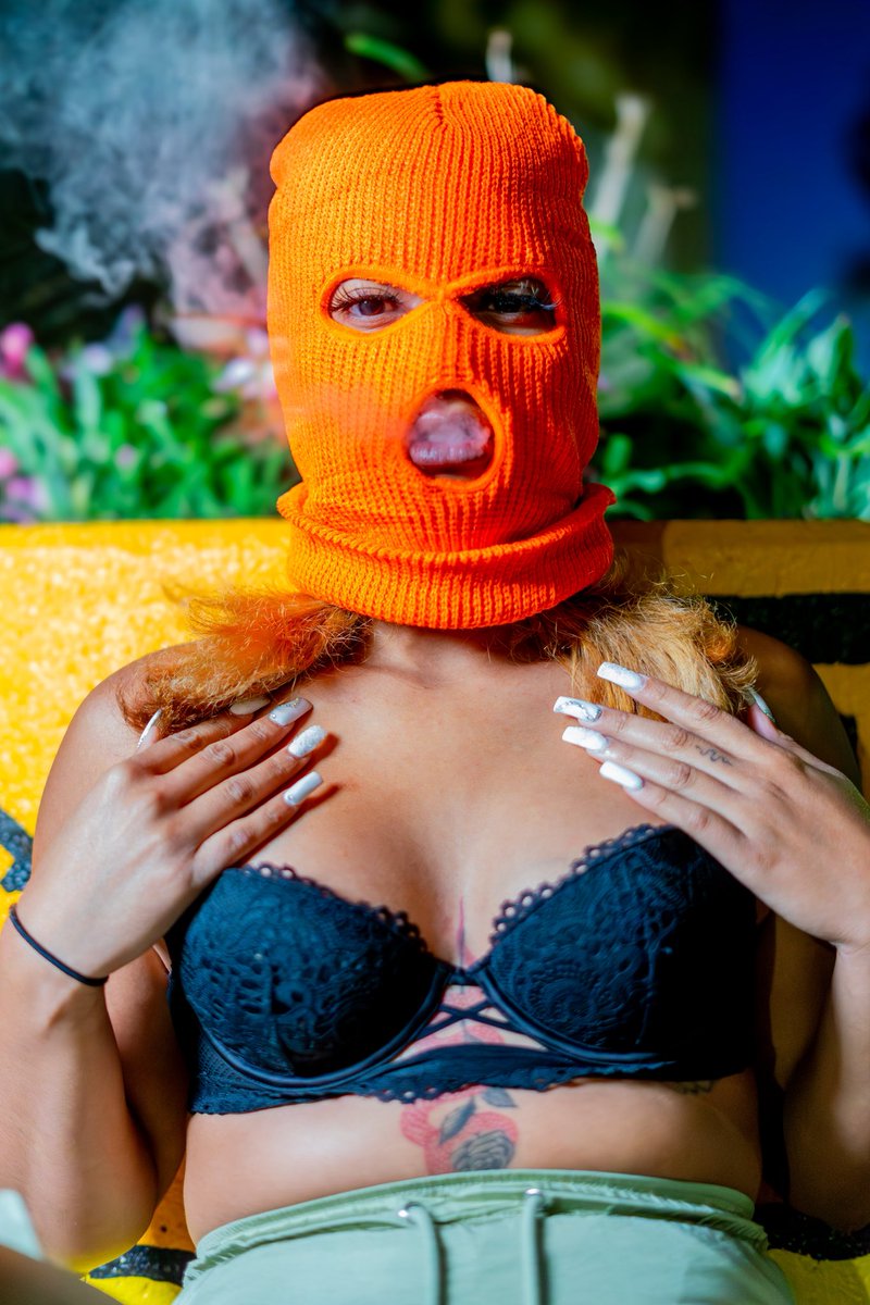 BAREBONES 🇩🇴♎️ tweet media