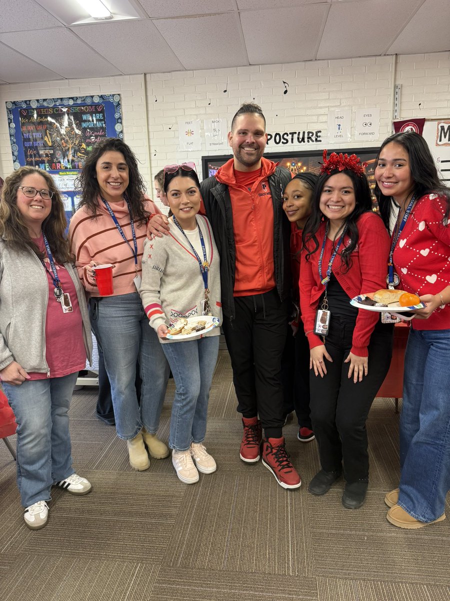 Crystal Hernandez tweet media