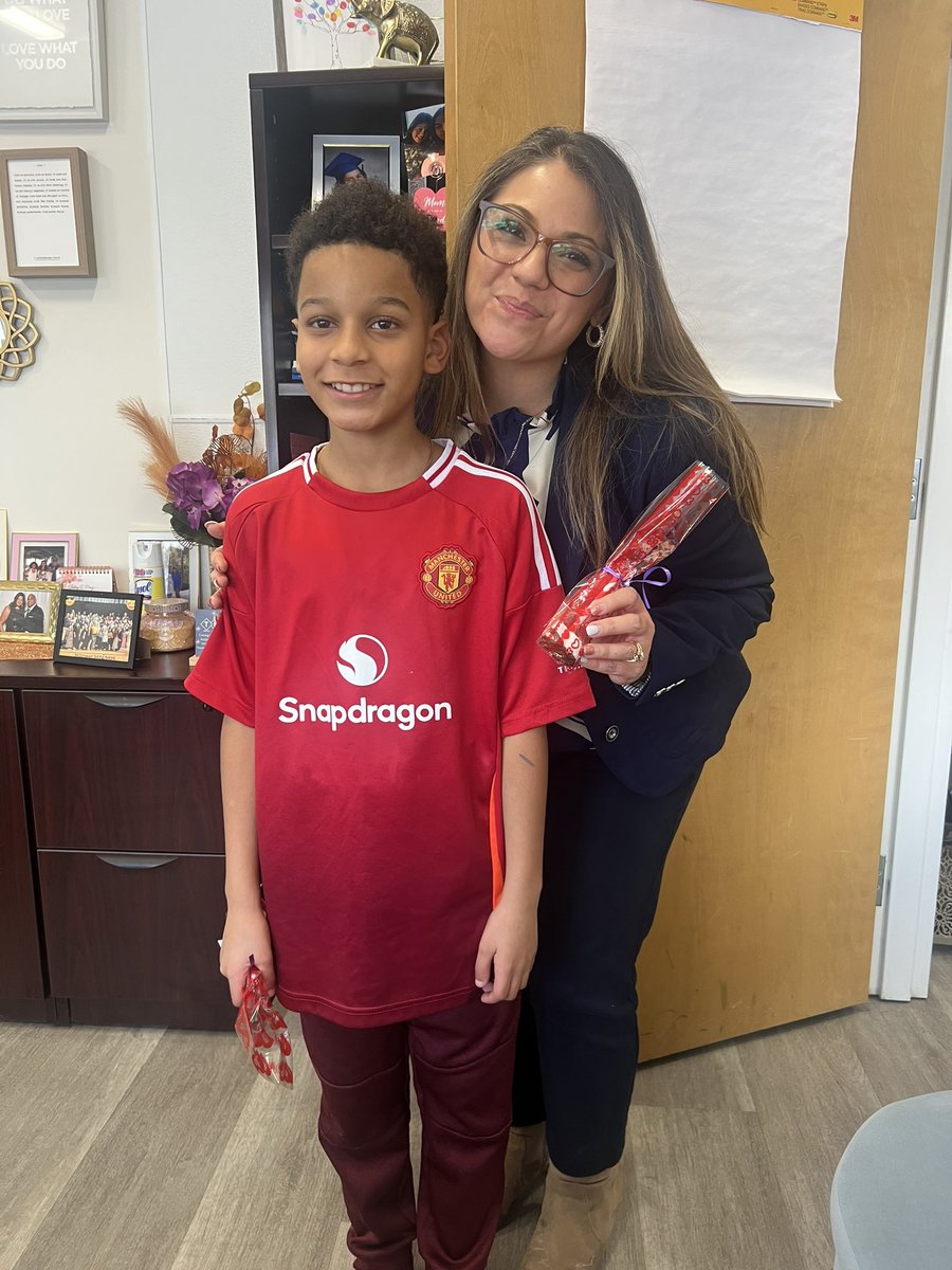 Crystal Hernandez tweet media