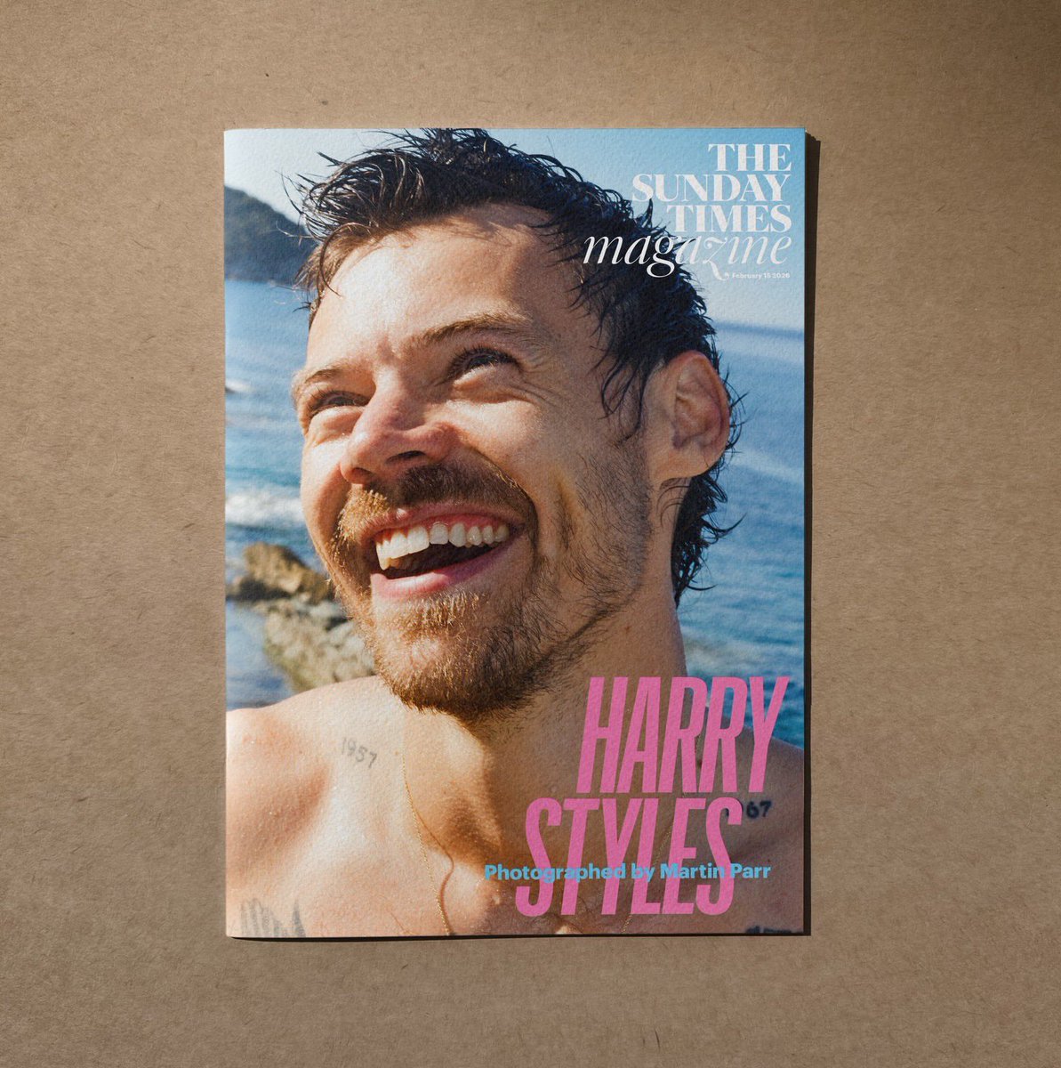 hsdaily's tweet image. Harry for @thetimes 

Photographed by Martin Parr.
In conversation with Harry Lambert.