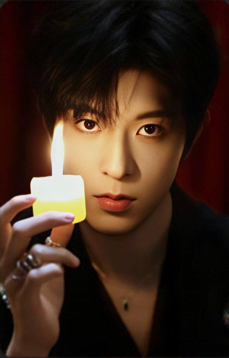 Clear Pic : Desire (垂涎) Album. © 喵小卷不卷✧- #邱鼎杰#KipukaQiu