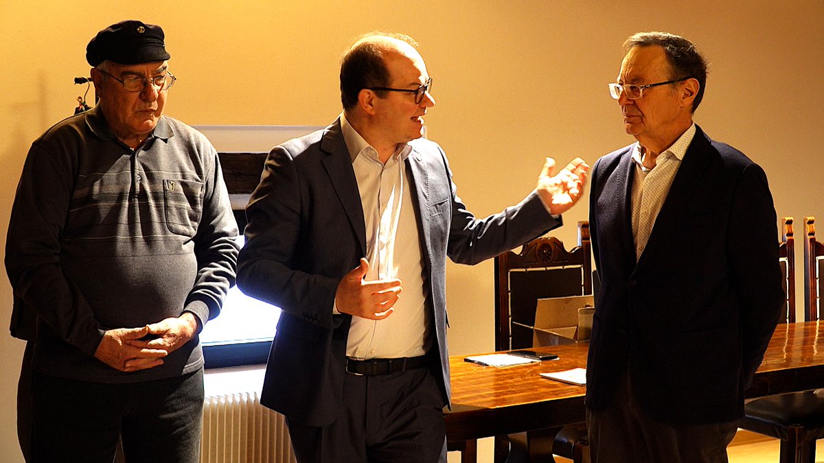 regioneFVGit's tweet image. "#Marano Lagunare è incontro tra terra e mare, tra #Friuli e Veneto. 'Sapori narrati' racconta memorie, ricette e identità di una comunità orgogliosa delle proprie radici. #RegioneFVG sostiene chi valorizza questa ricchezza". Così oggi @MarioAnzil 
👉tinyurl.com/ymz8cjuu