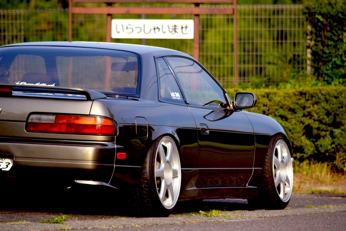 #カッコいいバックショットはろうぜ