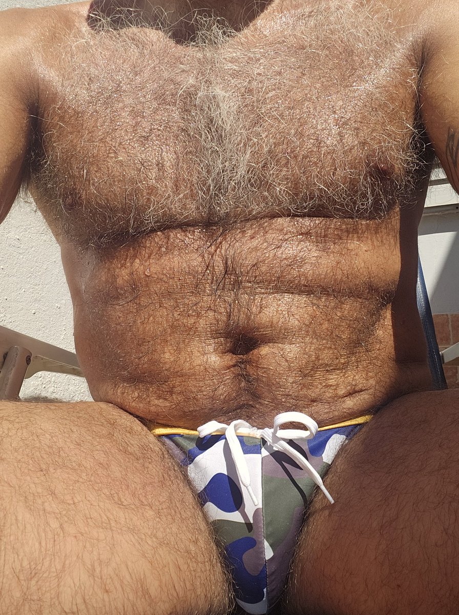 ElPelud74232053's tweet photo. Sudadito. Quién me lame? 👅 https://t.co/pkj8fSt33O