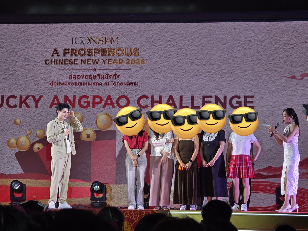 ผู้โชคดี 5 คนเราถ่ายคลิปกับภาพไว้นะคะ มีโดนพี่ตากล้องบังนิดนึง แต่ทักมาขอภาพขอคลิปได้นะคะ 💗💗💗💗💗 ขออนุญาตลงภาพที่มีสติกเกอร์ปิดหน้านะค้าบ

#WANGZHUOCHENGCNYatICONSIAM
#WangZhuocheng #วังจั๋วเฉิง #MariusWang #CNYatICONSIAM