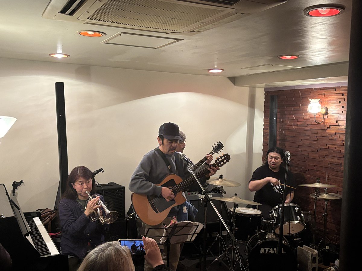 ハナホームランノモリ tweet media