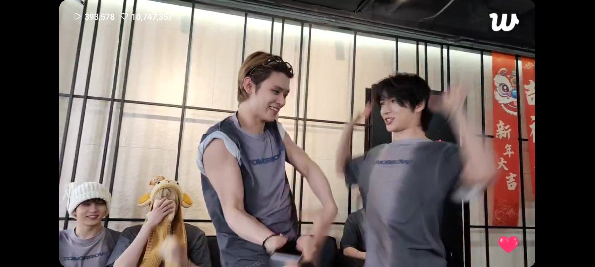 TXT weverse 日本語訳】コメント 🐧ヒュニンカイ 260214 22:46