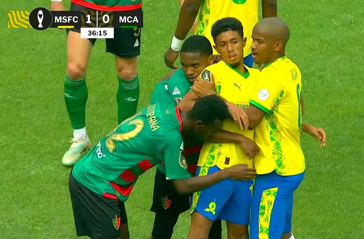 يا لئيم انت من بداية المجموعات وانت بتدور عالمركز التاني عشان تقابل #الاهلي المصري 🤣🤣