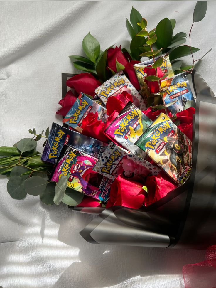 PokeDailyPost's tweet photo. only flowers for valentine's day is so borring this is want i want 💘 https://t.co/0rFaAXkX4q