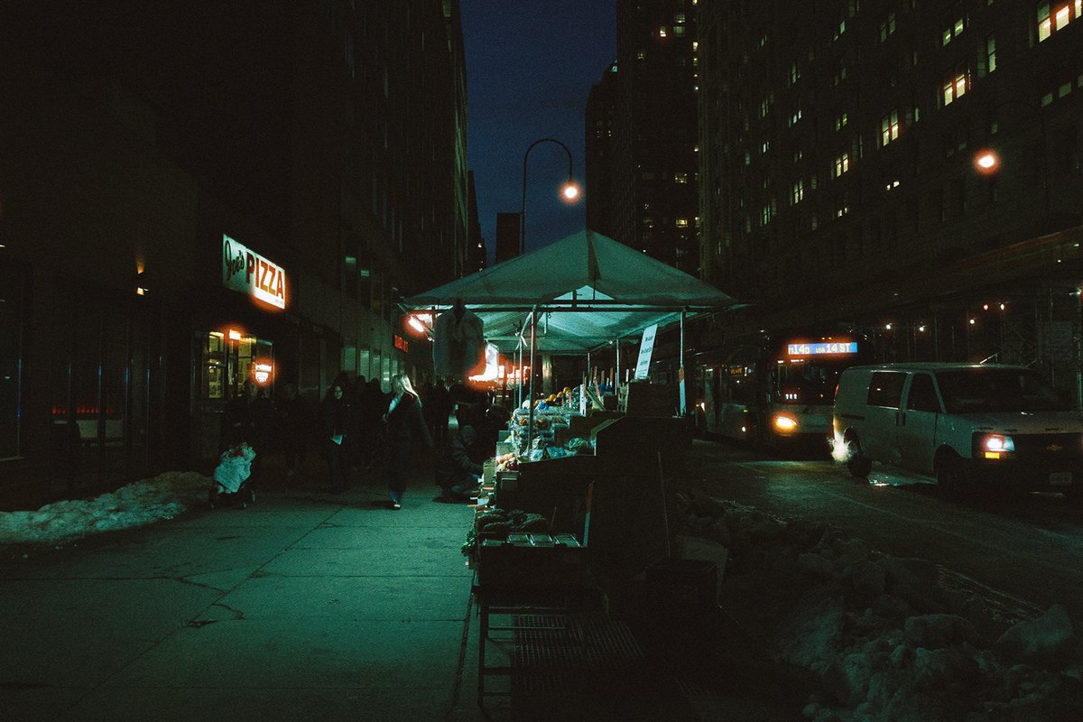 tyron_shi's tweet photo. Cold city nights https://t.co/gMqLZFDejf