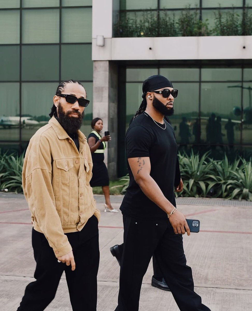 🚨 Phyno &amp; Flavour’s “Uzo Ano” debuts at #21 on Spotify Nigeria Daily Top Songs chart with 105K streams.