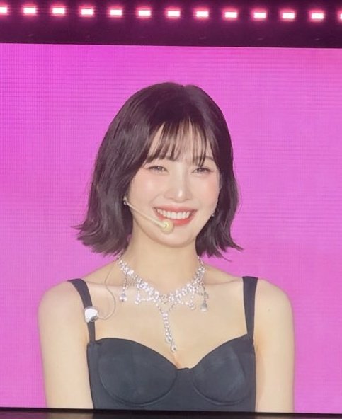 허어 오늘 헤어 너무 기엽다...