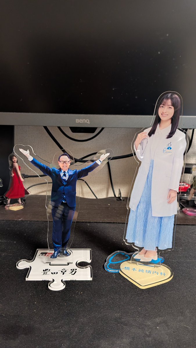 本気の橋本環奈に比べるとまだ小さいです。ビッグモリゾウアクスタ。