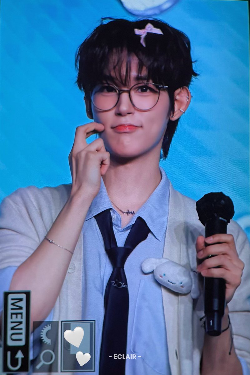 ᴇᴄʟᴀɪʀ tweet media