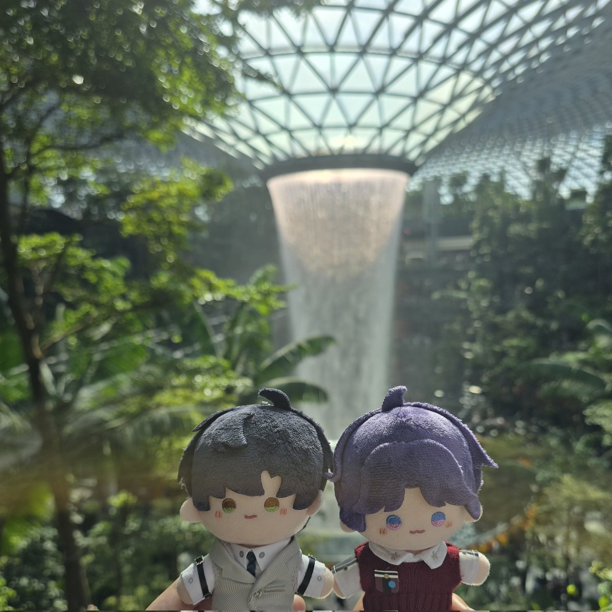 belbelinbulan's tweet photo. Izin menghilang beberapa hari krn adminnya sedang double date! >_< anw, happy valentine's day &amp; chinese new year. ♥︎ https://t.co/CdPXW6PNPG