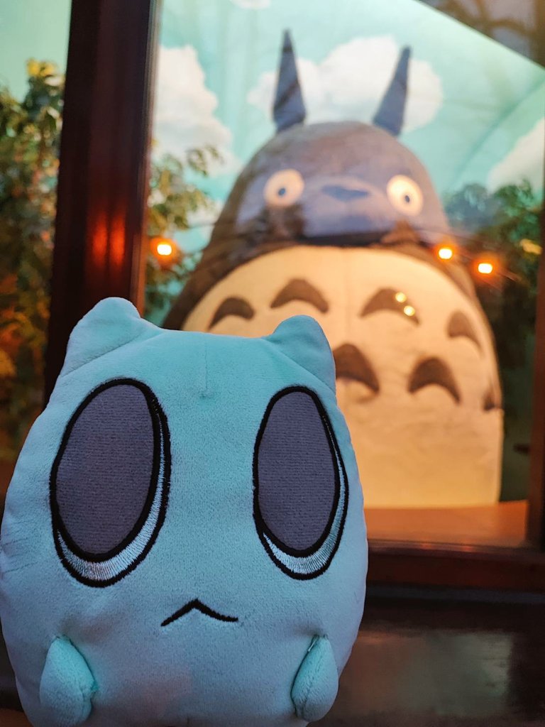 ただいまる🍵今日はかわいい案内状が届いてたギャラリーへ行って来ました。色々な作品を観て、帰りにジブリ美術館が近いことに気づき散策してきました🐈️🐾明日は少し気温上がるかな？