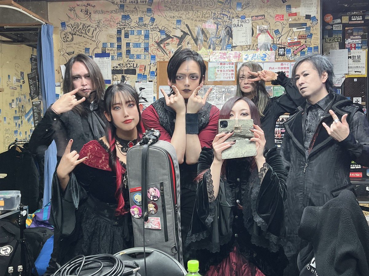 GhostCries tweet media